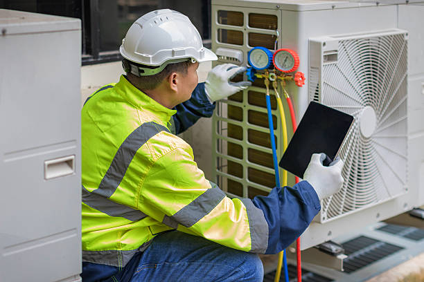 Professional Hvac technician working in Chelsea, MI